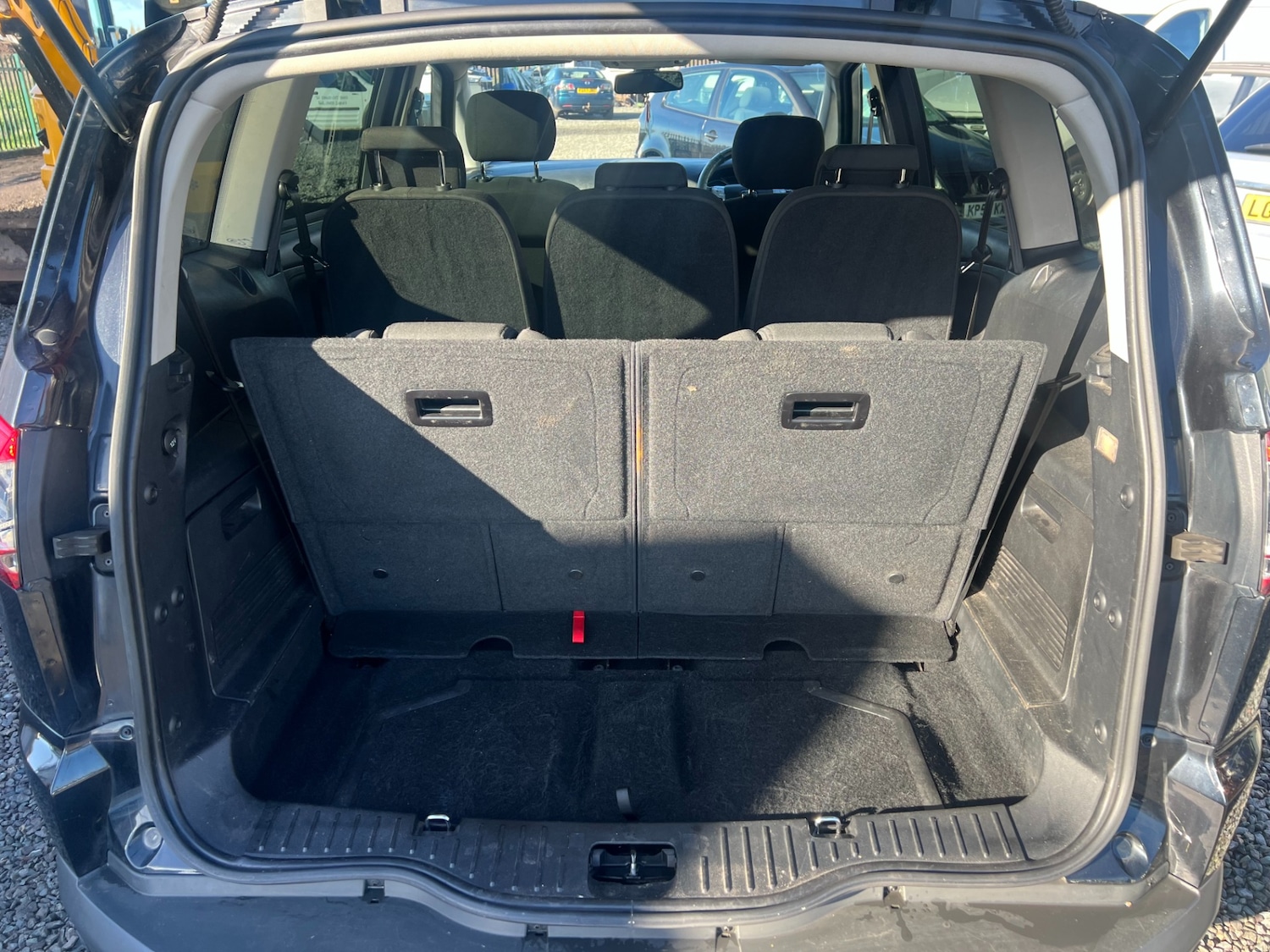 Used Ford S-Max 2015 for sale - 76444350: Photo 8