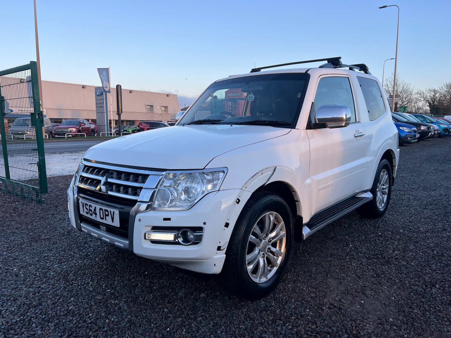 Used Mitsubishi Shogun 2014 for sale - 77012931: Photo 2