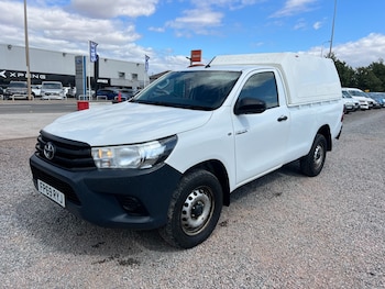 Used Toyota Hilux 2019 for sale - 79446680: Photo