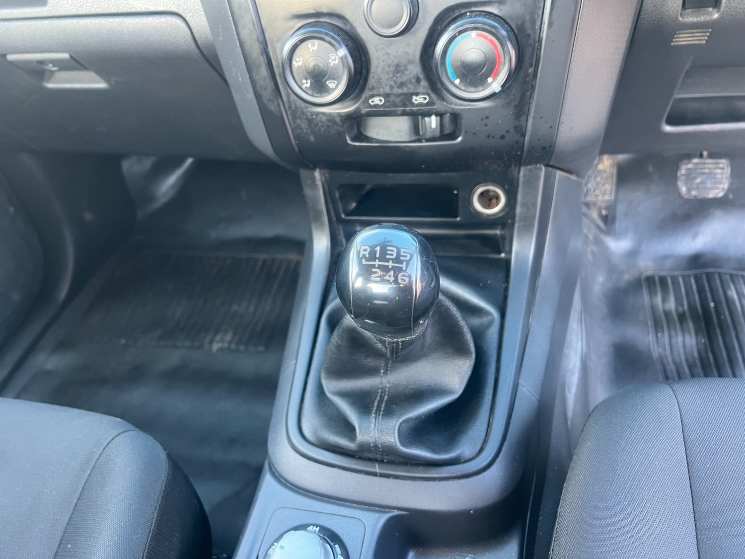 Used Isuzu D-Max 2013 for sale - 77311389: Photo 14