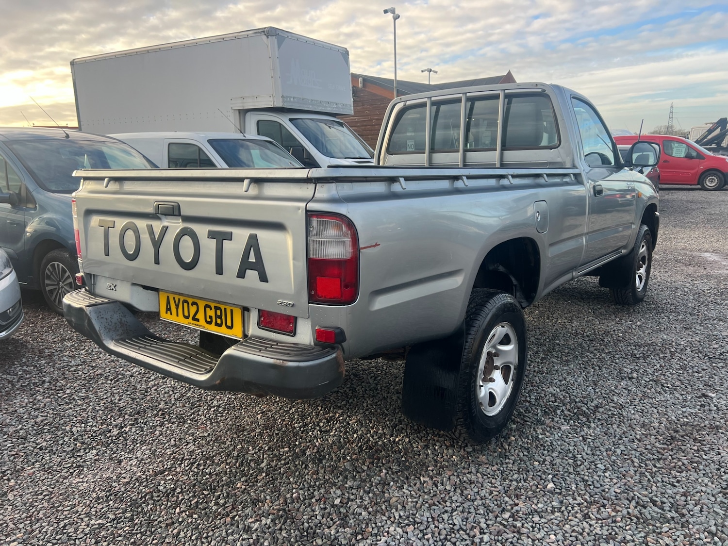 Used Toyota Hilux 2002 for sale - 76892245: Photo 5