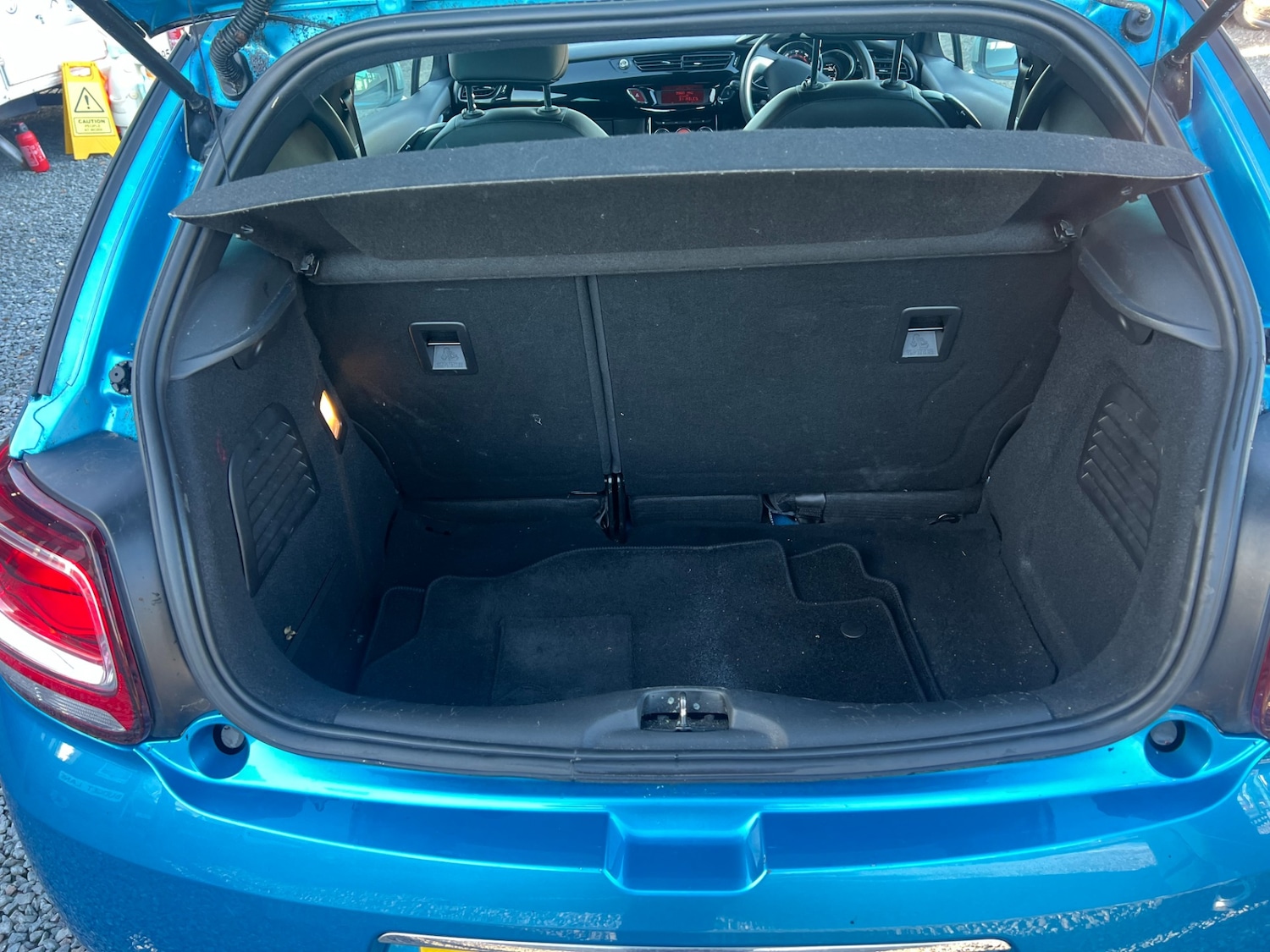 Used Citroen DS3 2013 for sale - 77159862: Photo 8