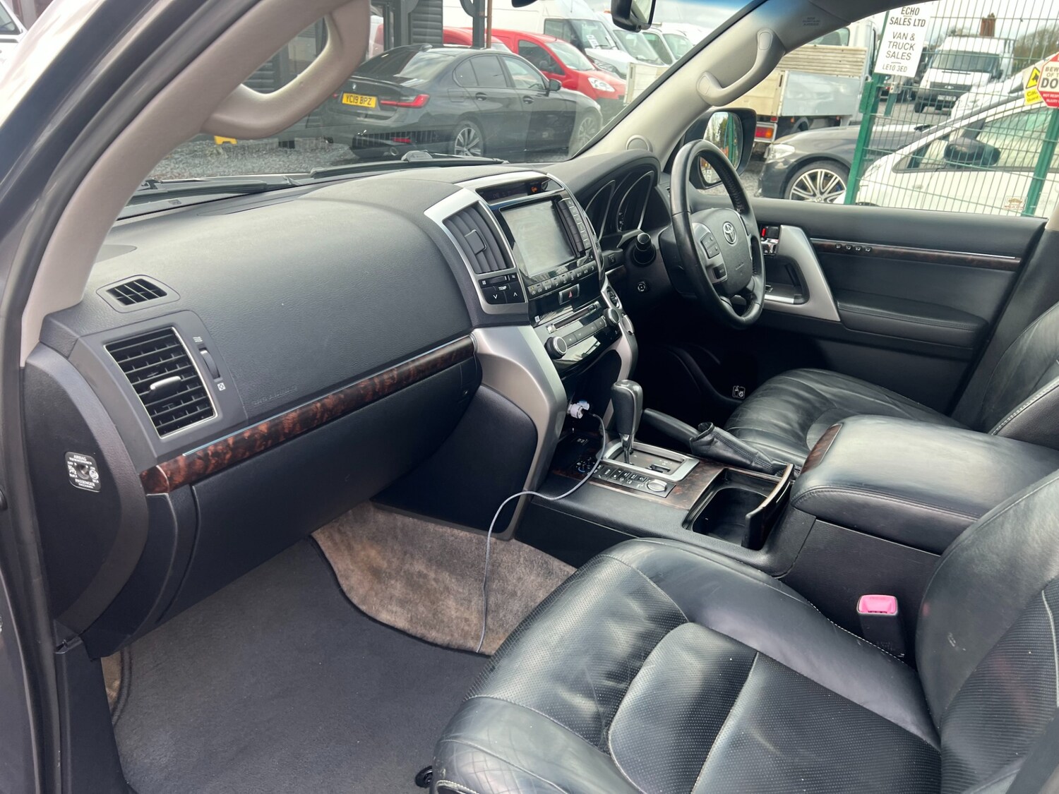 Used Toyota Land Cruiser 2014 for sale - 77475749: Photo 12