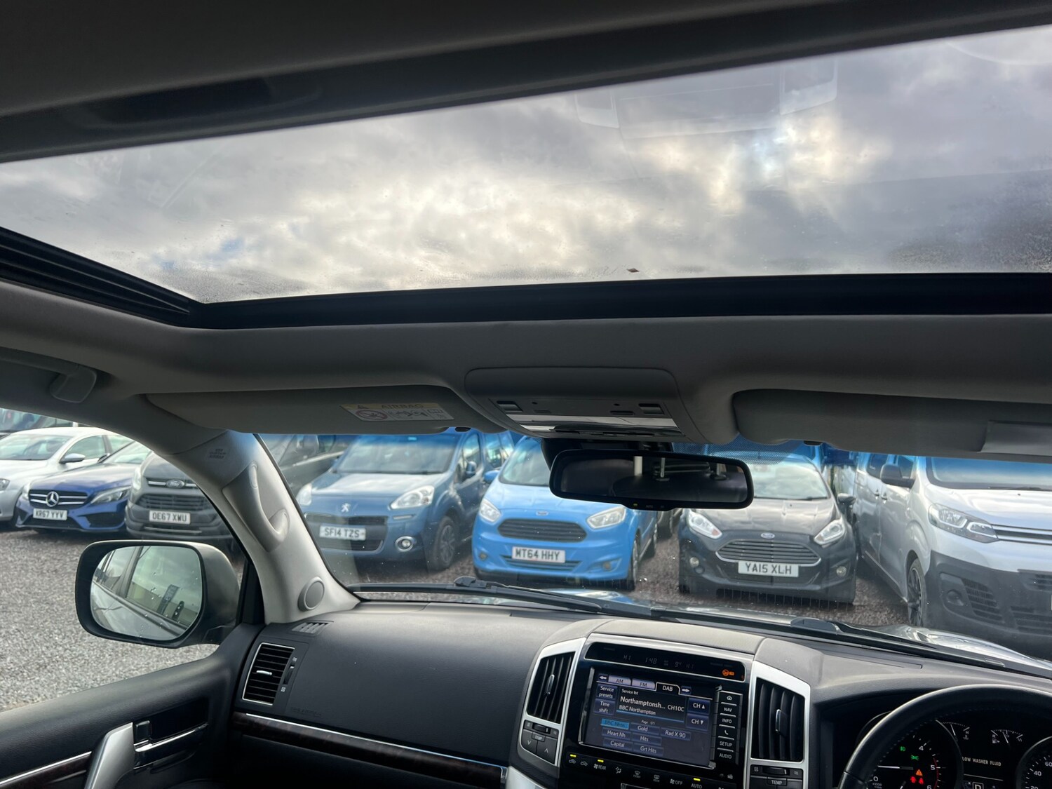 Used Toyota Land Cruiser 2014 for sale - 77475749: Photo 15