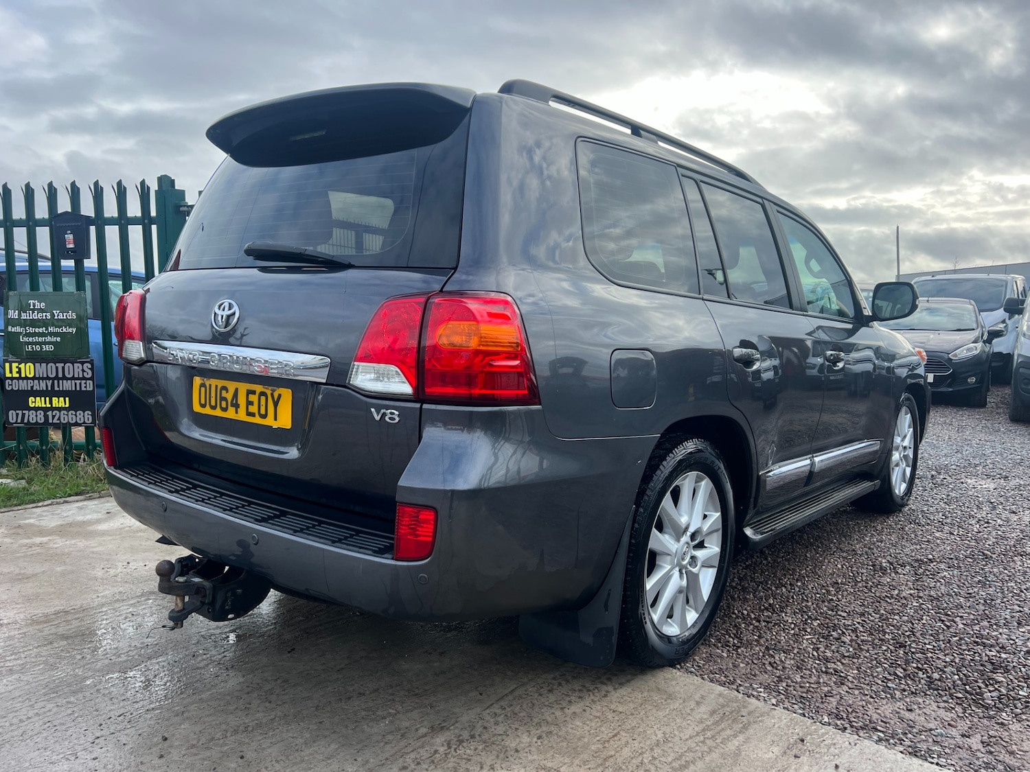 Used Toyota Land Cruiser 2014 for sale - 77475749: Photo 4