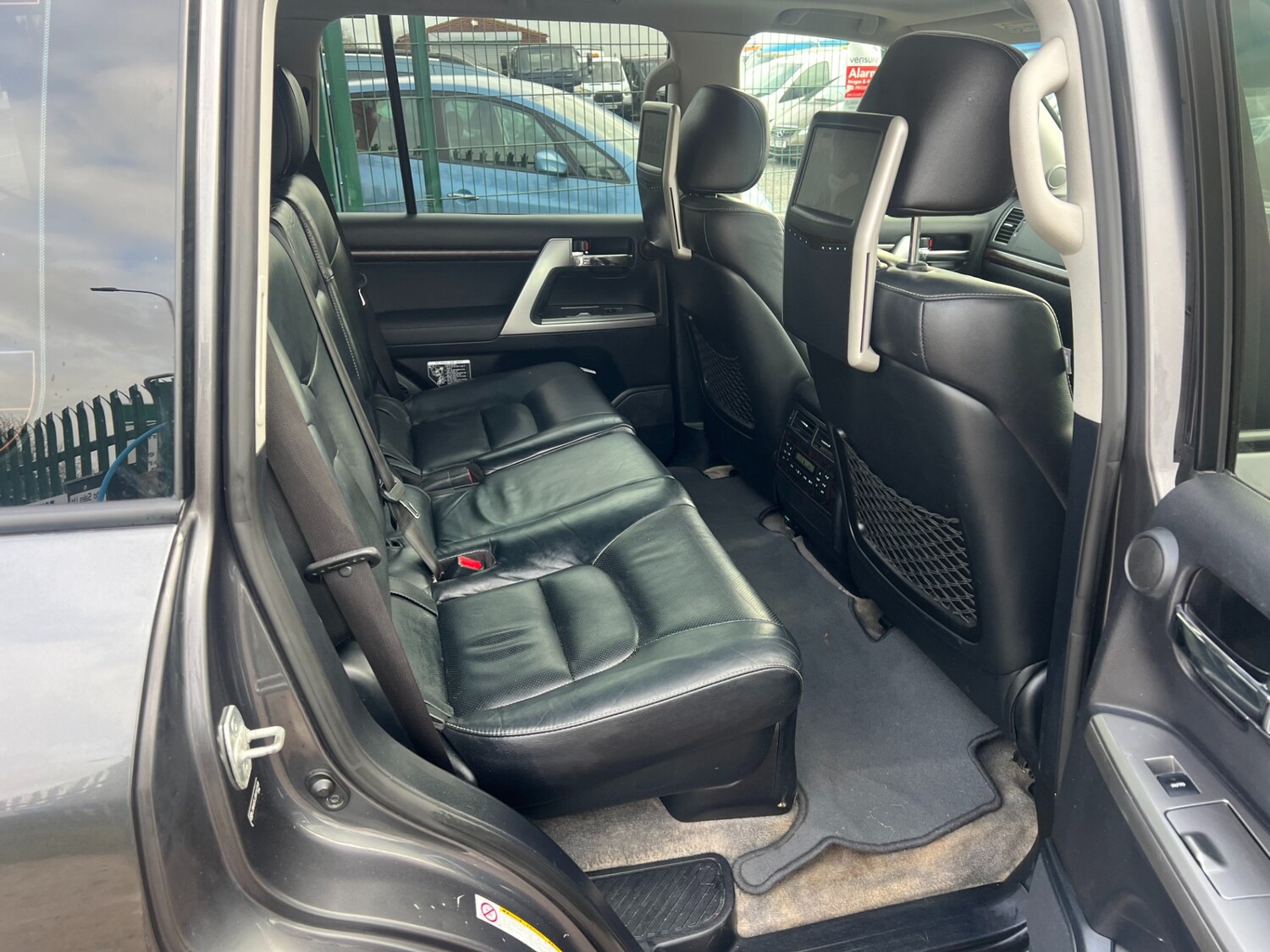 Used Toyota Land Cruiser 2014 for sale - 77475749: Photo 8