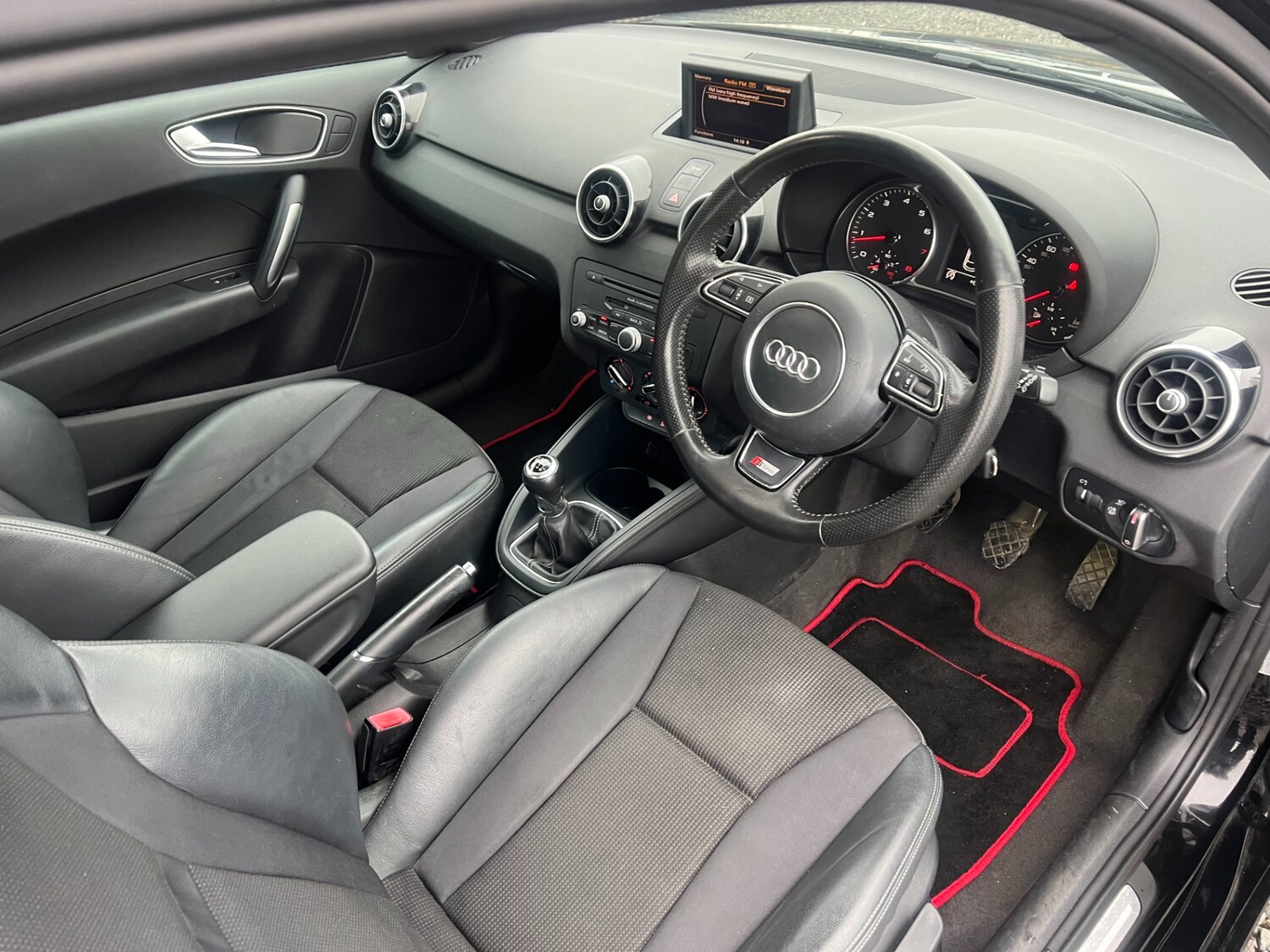 Used Audi A1 2011 for sale - 77207252: Photo 11