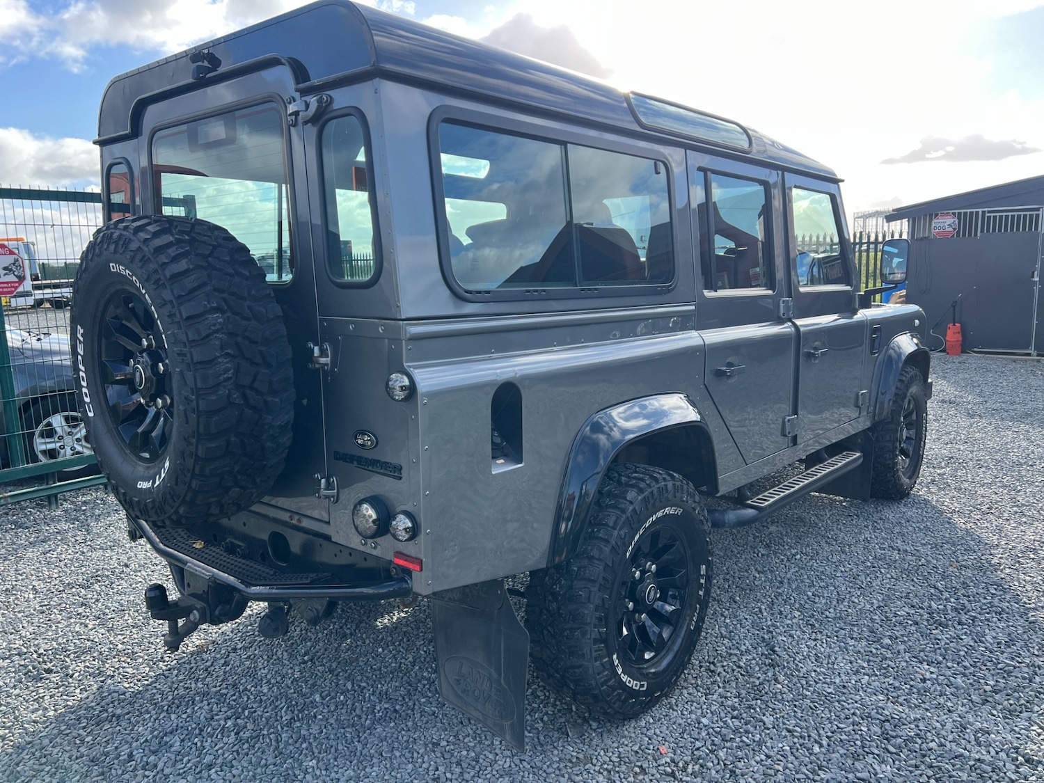 Used Land Rover Defender 2007 for sale - 76382764: Photo 4