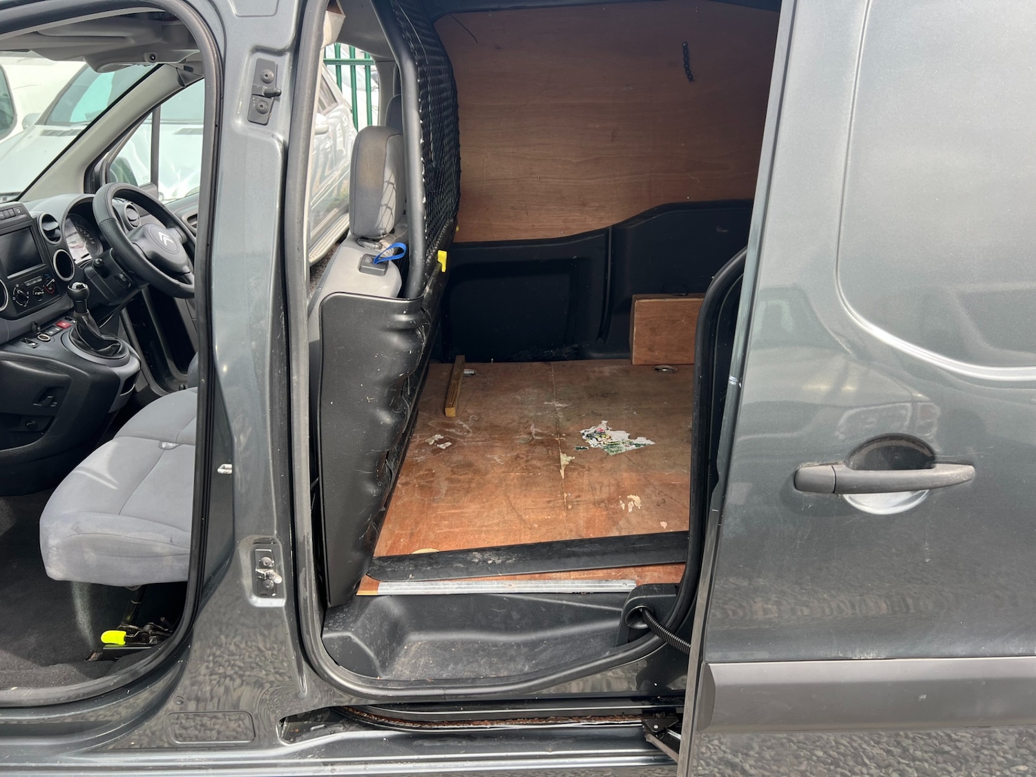 Used Citroen Berlingo 2015 for sale - 78179897: Photo 6