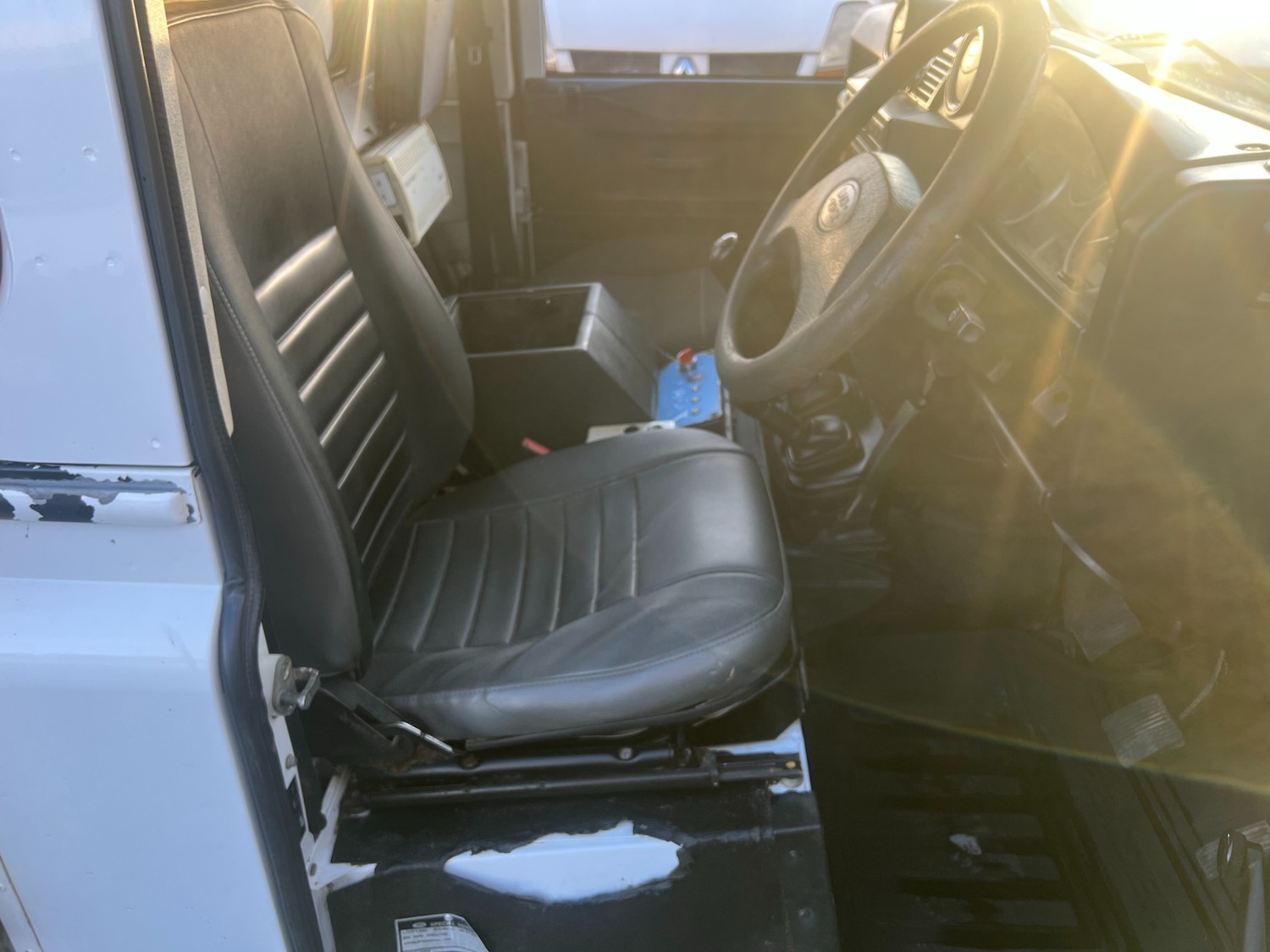 Used Land Rover Defender 2011 for sale - 77661984: Photo 15