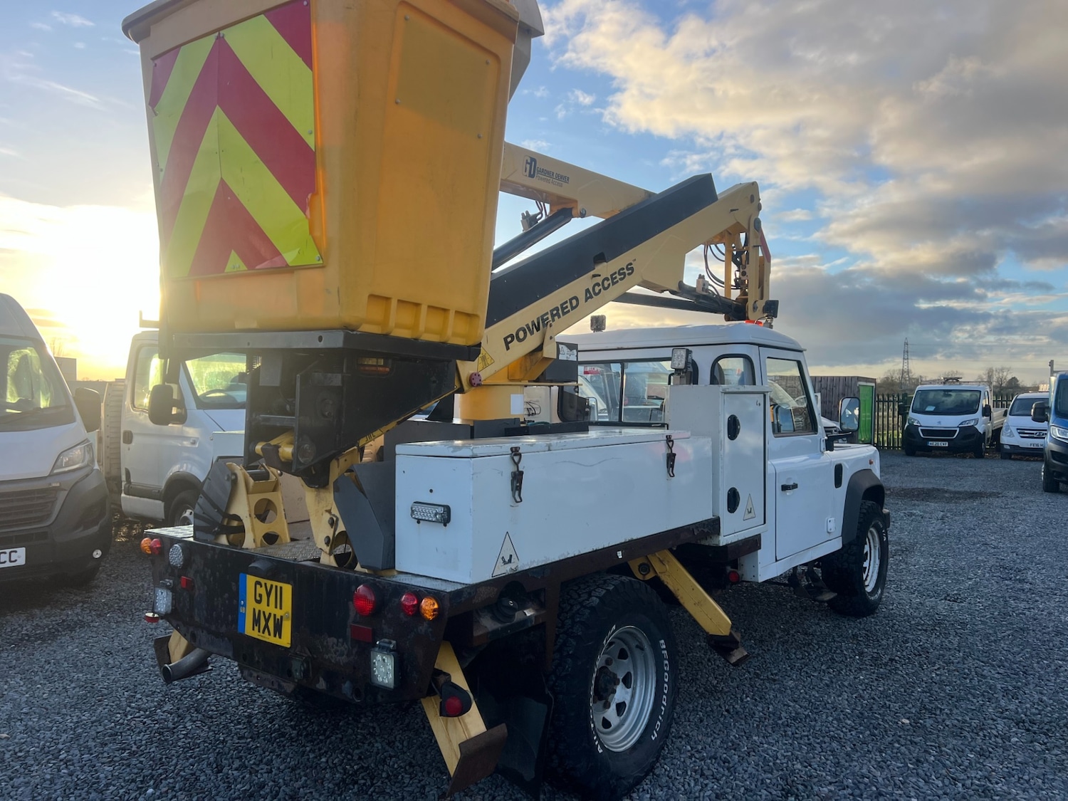 Used Land Rover Defender 2011 for sale - 77661984: Photo 3