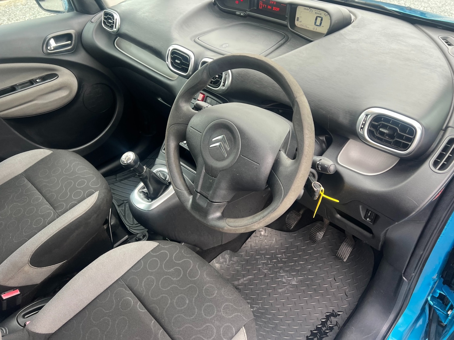 Used Citroen C3 Picasso 2009 for sale - 76220346: Photo 14