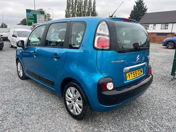 Used Citroen C3 Picasso 2009 for sale - 76220346: Photo 4