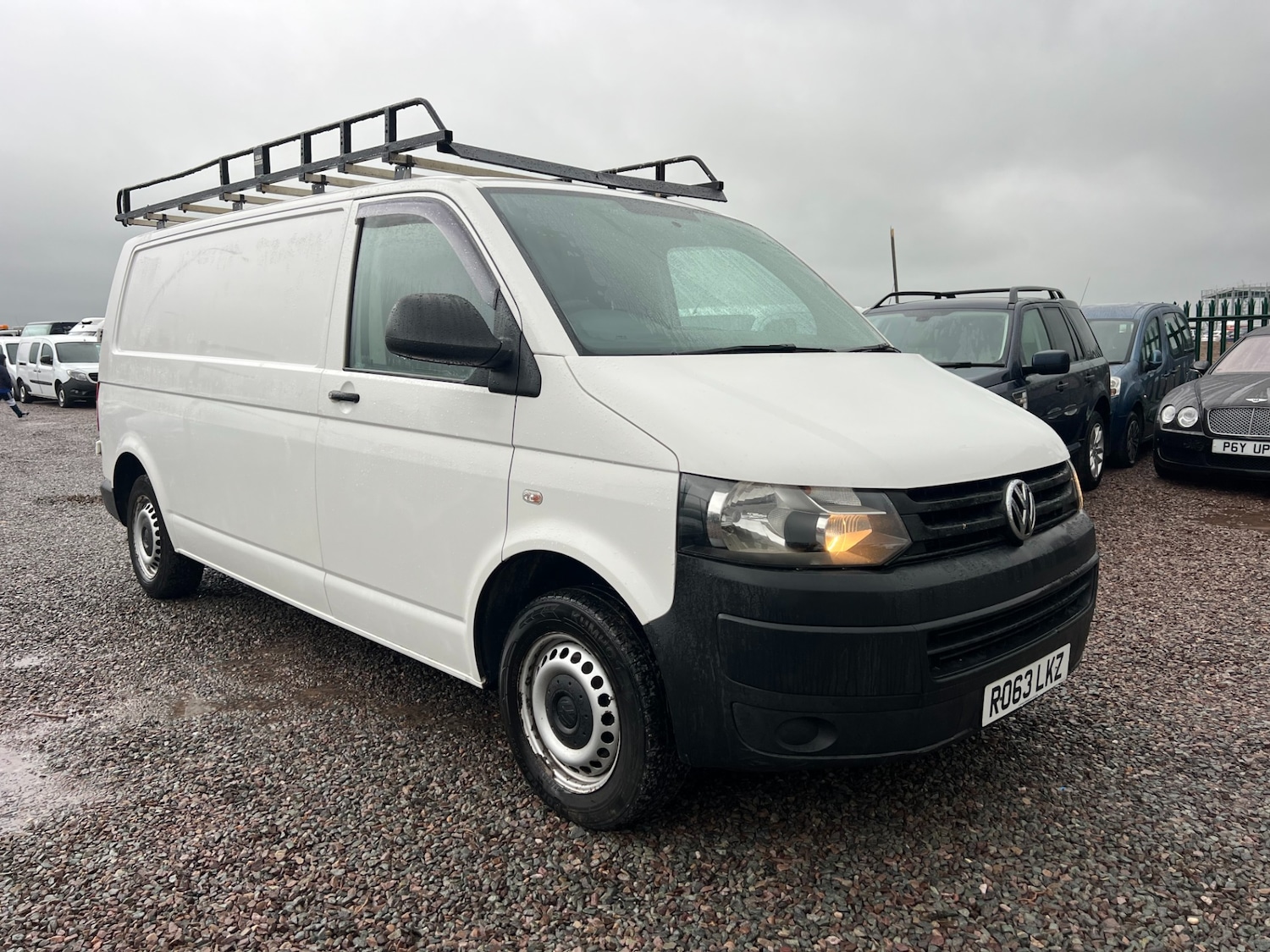 Used Volkswagen Transporter 2013 for sale - 76544640: Photo 1