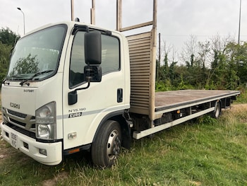 Used Isuzu Forward 2018 for sale - 75548985: Photo