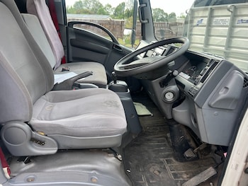 Used Isuzu Forward 2018 for sale - 75548985: Photo