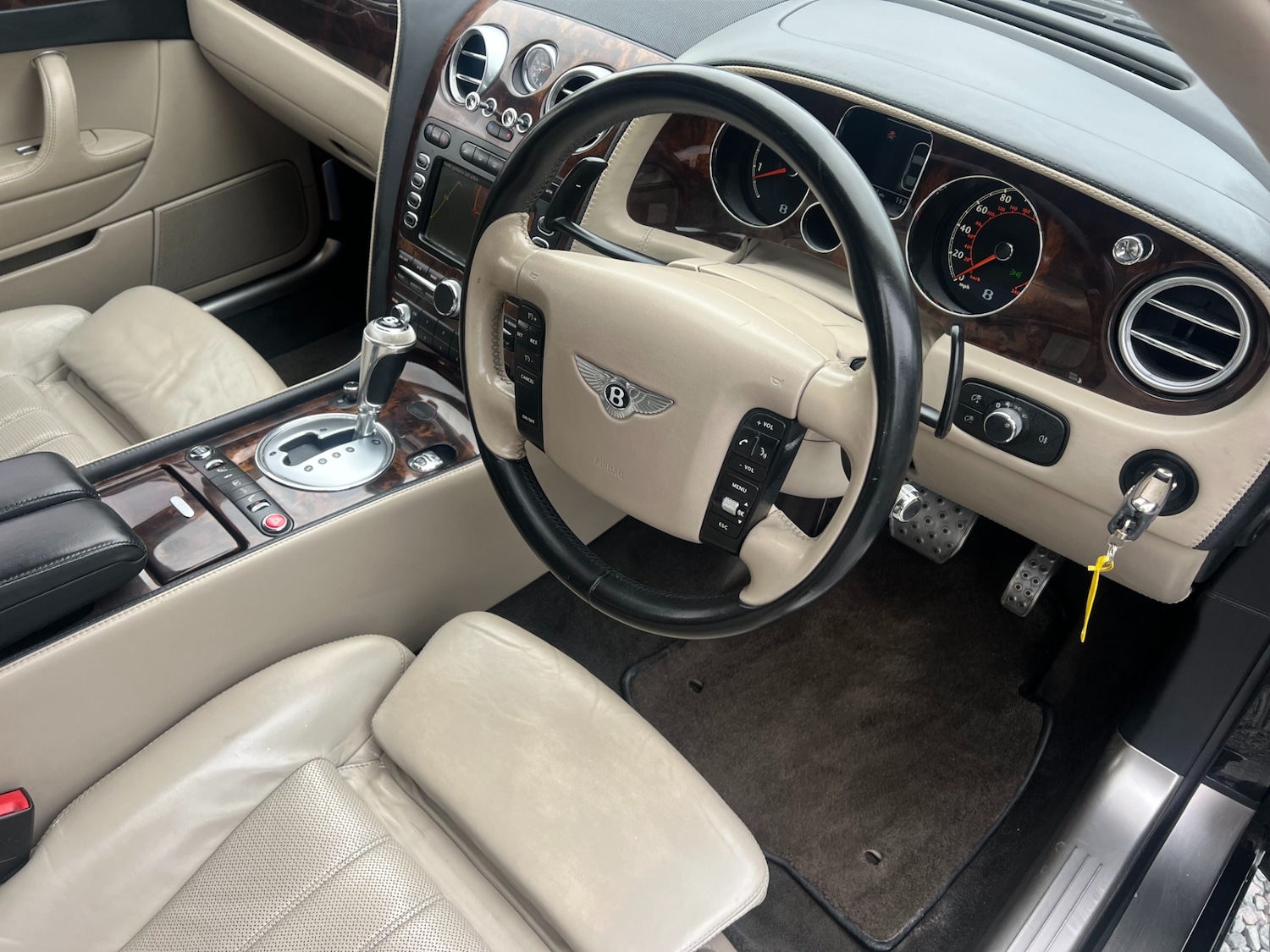Used Bentley Continental 2006 for sale - 76221892: Photo 15