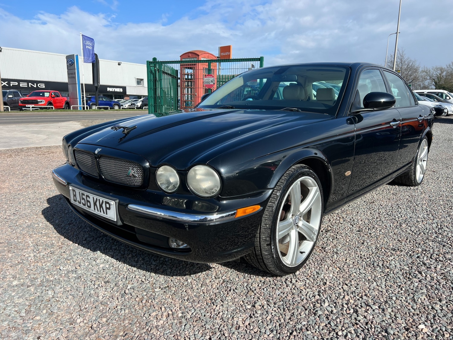 Used Jaguar XJ 2006 for sale - 78055111: Photo 2