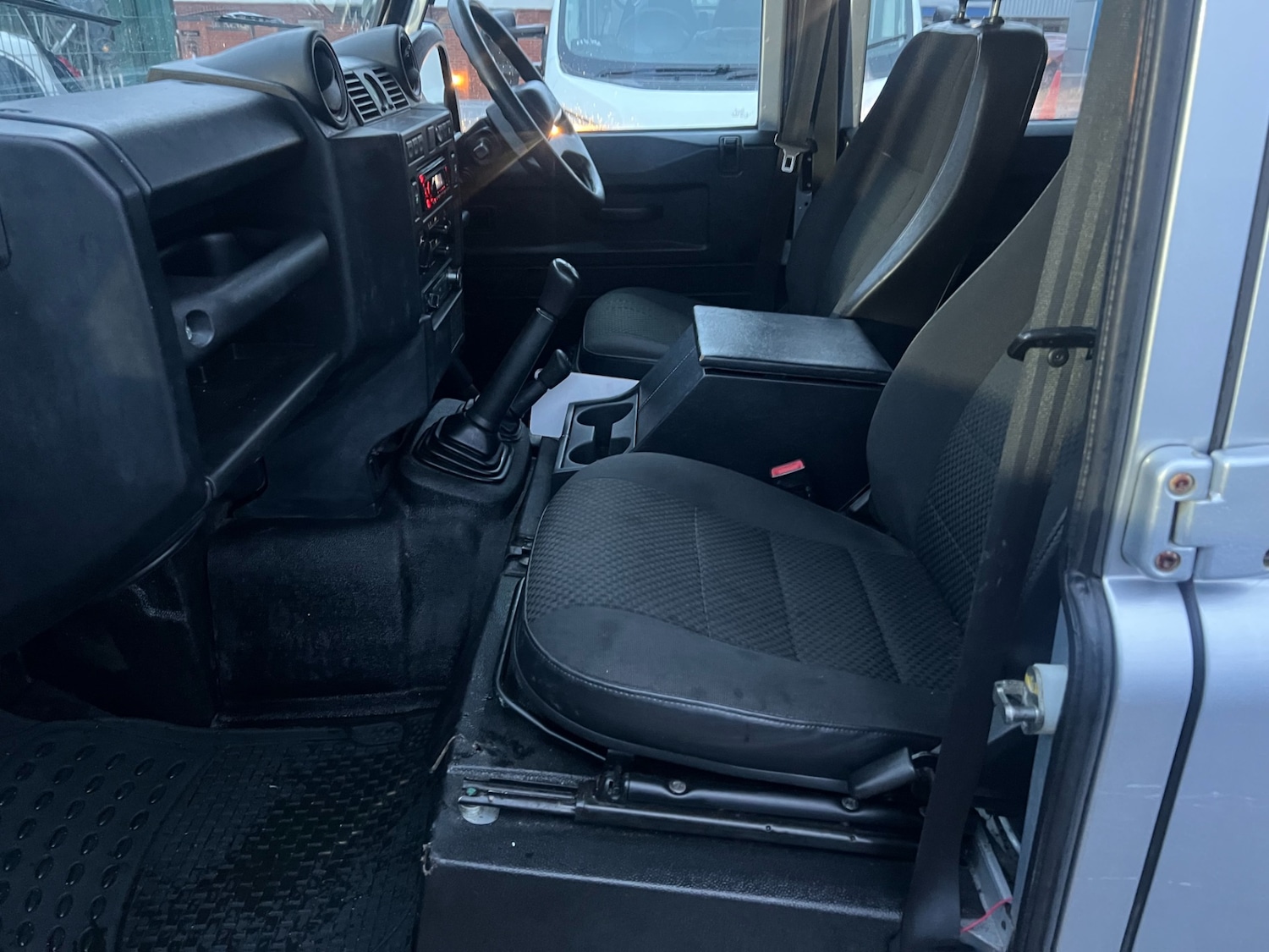 Used Land Rover Defender 2012 for sale - 77319119: Photo 10