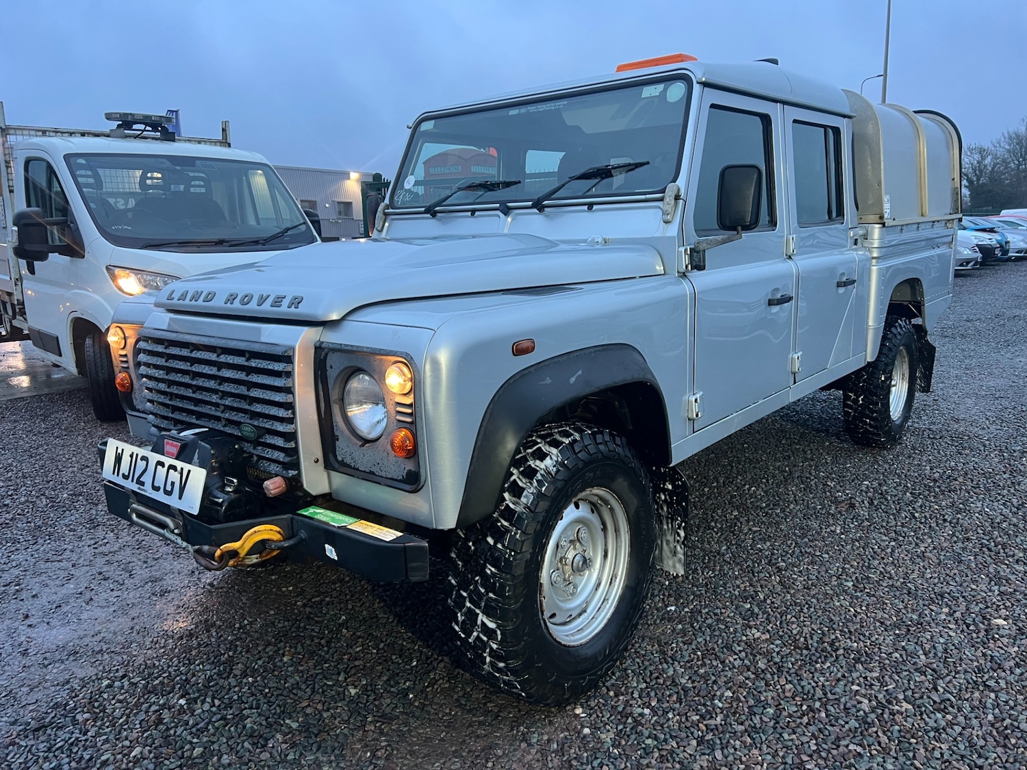 Used Land Rover Defender 2012 for sale - 77319119: Photo 2