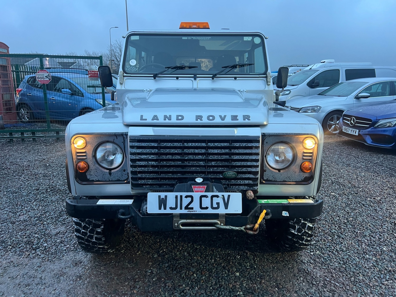 Used Land Rover Defender 2012 for sale - 77319119: Photo 5