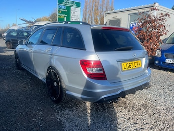 Used Mercedes-Benz C Class 2013 for sale - 76444369: Photo