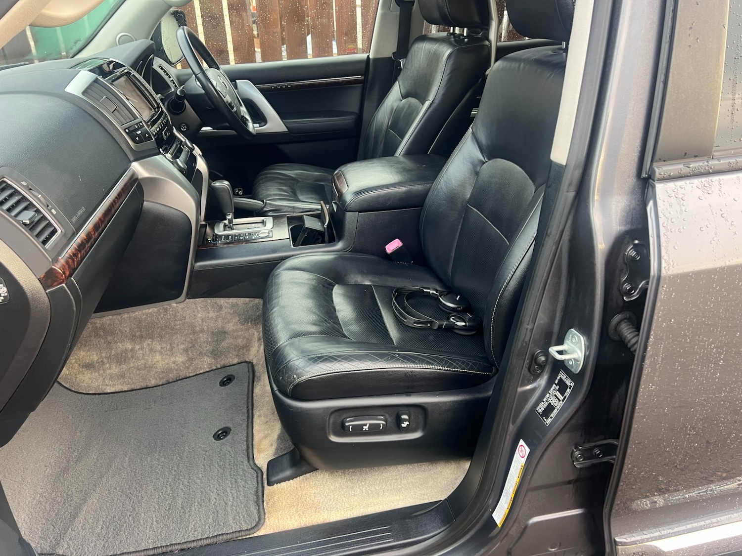 Used Toyota Land Cruiser 2014 for sale - 76829644: Photo 11