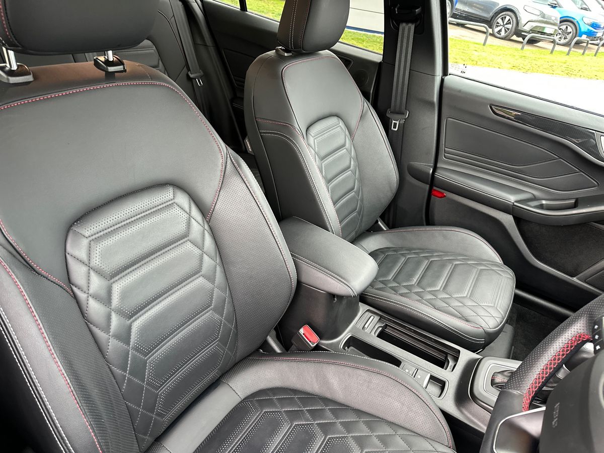 Used Ford Focus 2022 for sale - 76507509: Photo 12