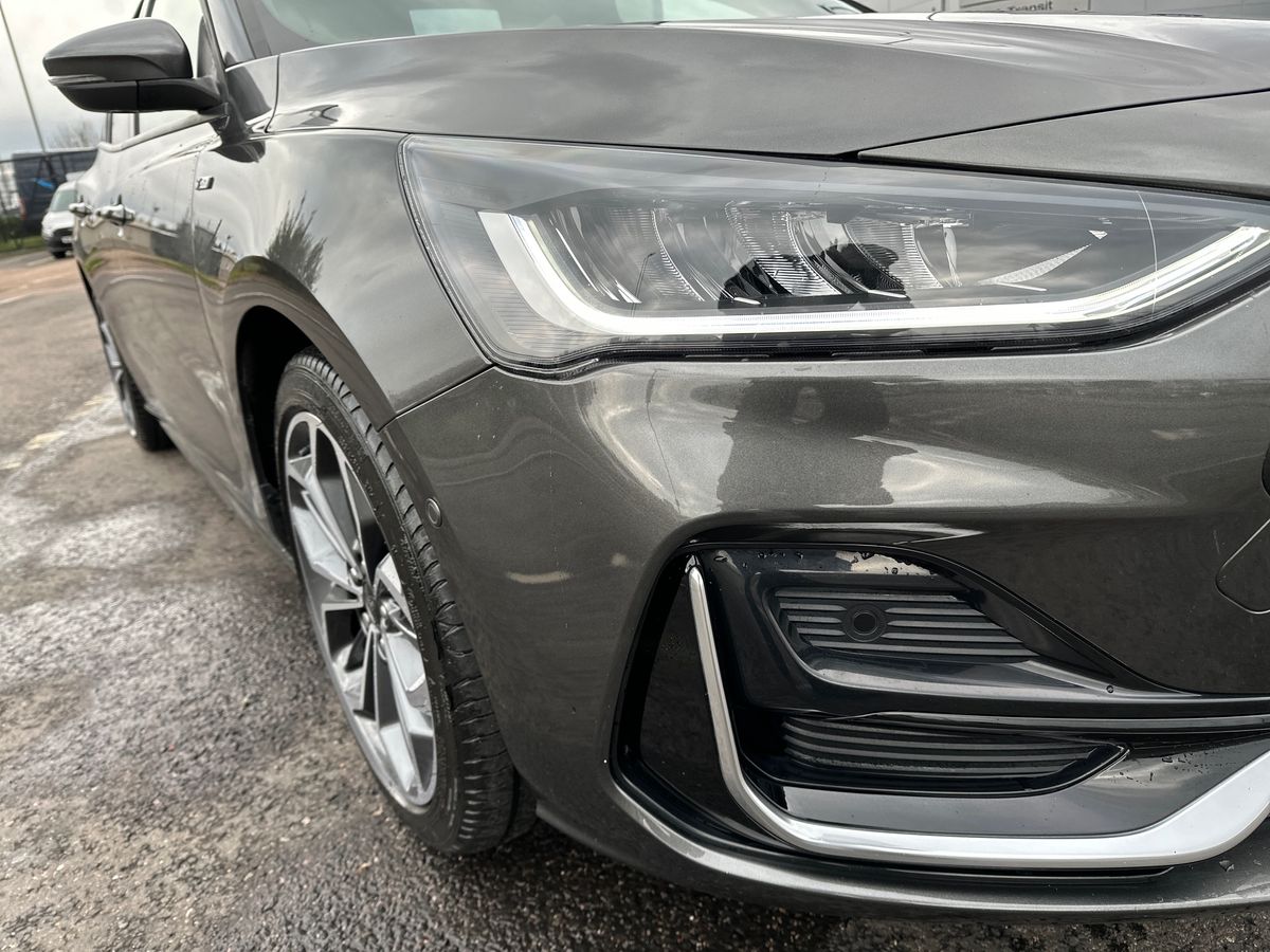 Used Ford Focus 2022 for sale - 76507509: Photo 32