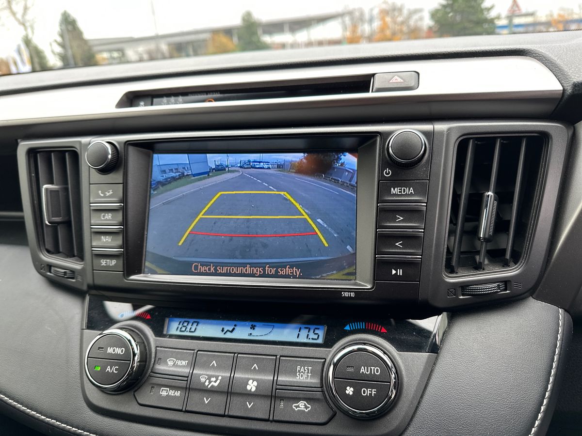 Used Toyota RAV4 2017 for sale - 76390013: Photo 36