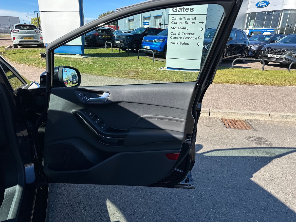 Used Ford Fiesta 2023 for sale - 78158576: Photo 35
