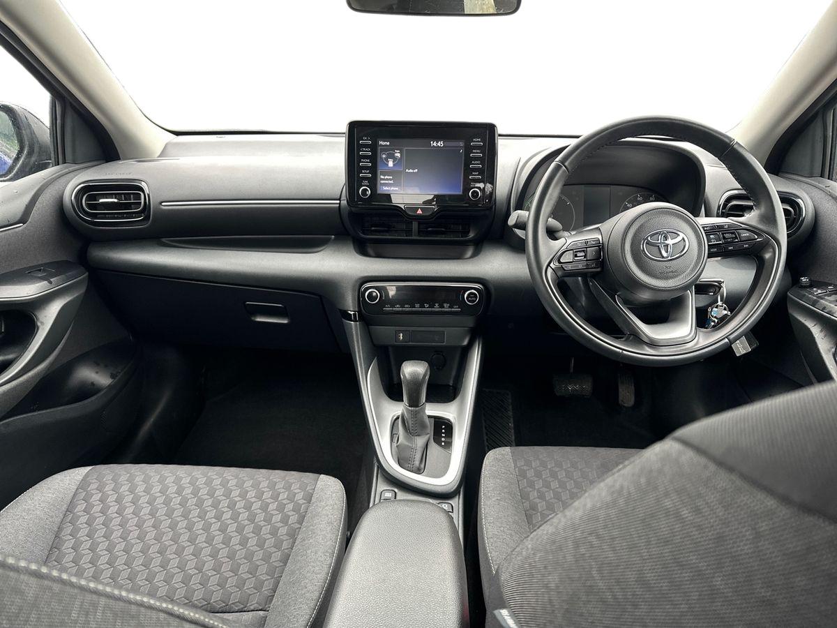 Used Toyota Yaris 2023 for sale - 77786100: Photo 15