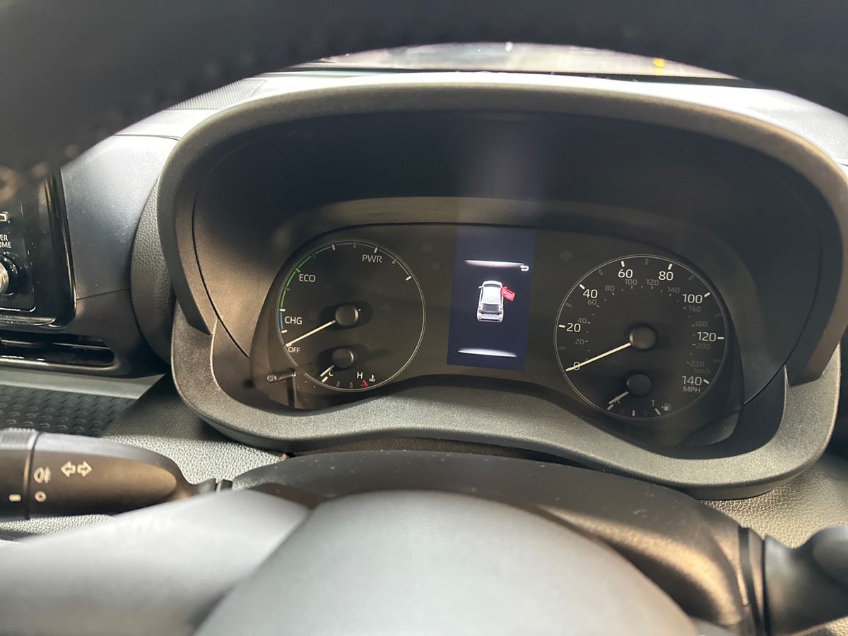 Used Toyota Yaris 2023 for sale - 77786100: Photo 18