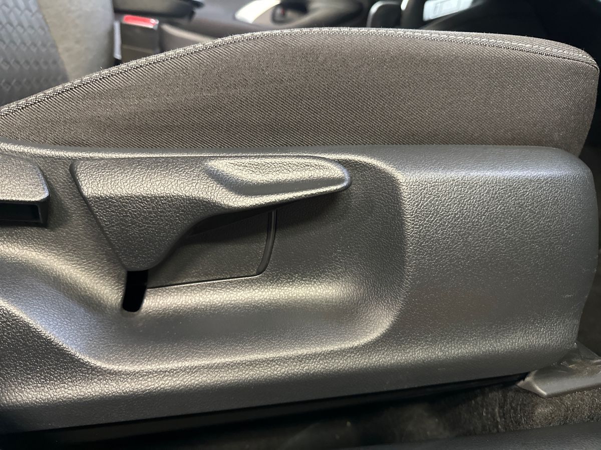 Used Toyota Yaris 2023 for sale - 77786100: Photo 30