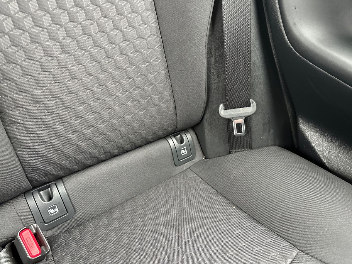 Used Toyota Yaris 2023 for sale - 77786100: Photo 31