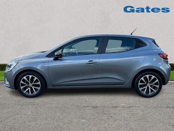 Used Renault Clio 2023 for sale - 78762046: Photo