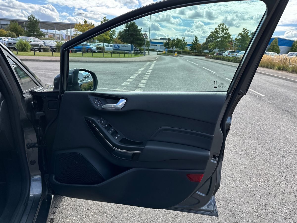 Used Ford Fiesta 2023 for sale - 76669889: Photo 35