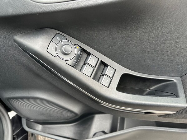 Used Ford Puma 2023 for sale - 76229207: Photo 25