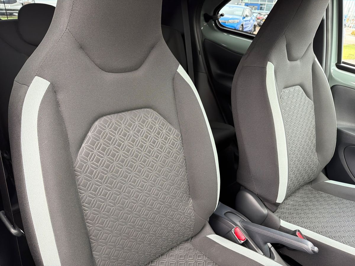 Used Toyota Aygo X 2024 for sale - 77917884: Photo 12