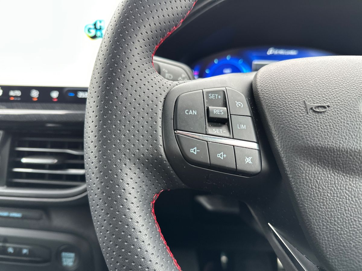 Used Ford Focus 2022 for sale - 77145779: Photo 26