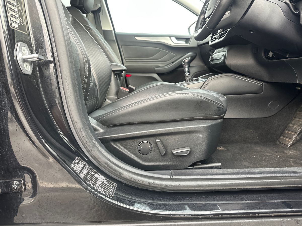 Used Ford Focus 2023 for sale - 77122535: Photo 30