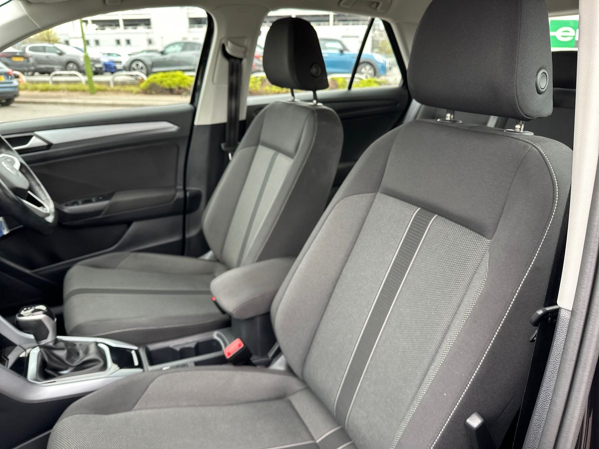 Used Volkswagen T-Roc 2023 for sale - 78172565: Photo 13