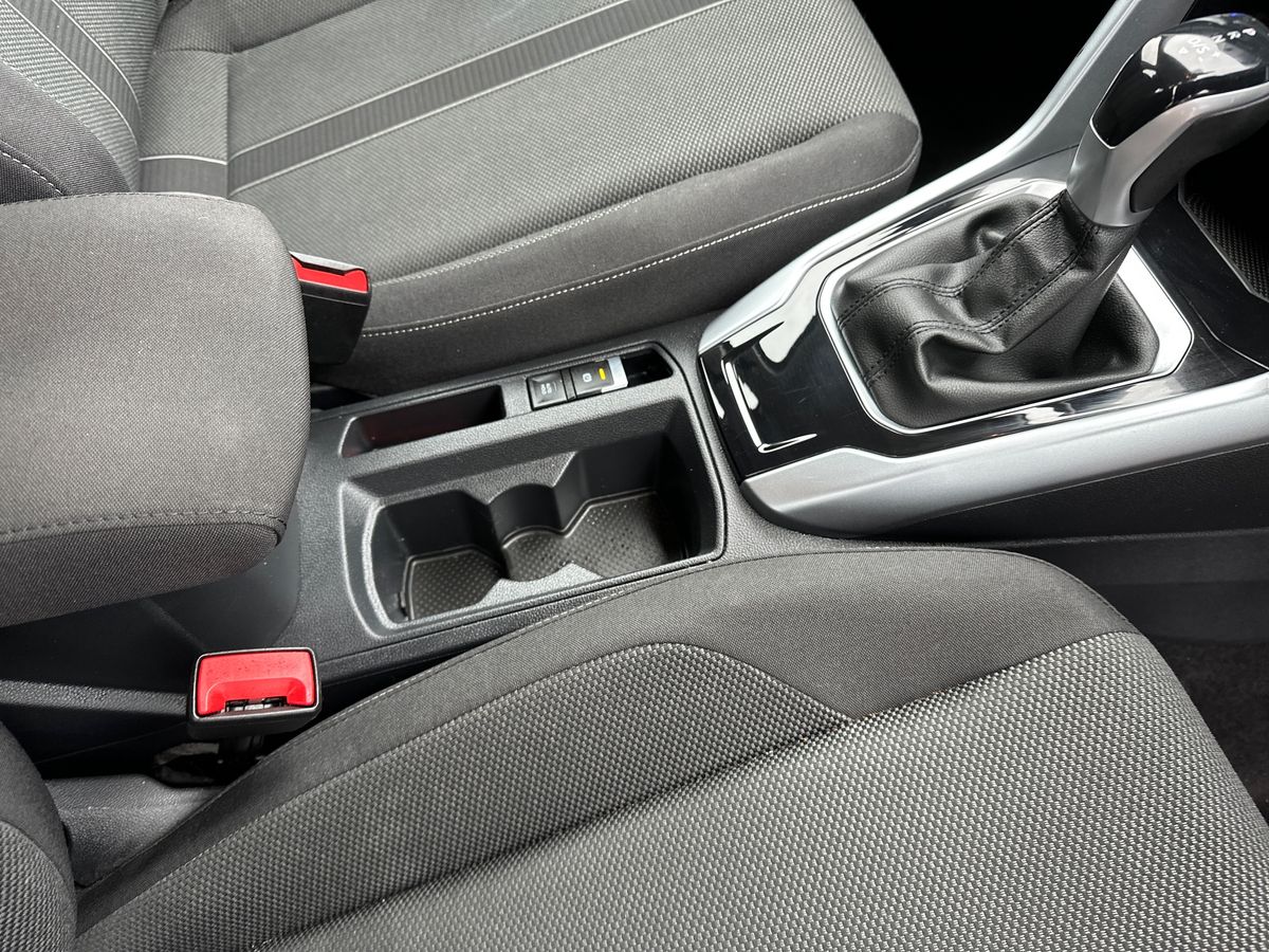 Used Volkswagen T-Roc 2023 for sale - 78172565: Photo 28