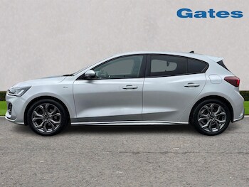 Used Ford Focus 2023 for sale - 78418611: Photo