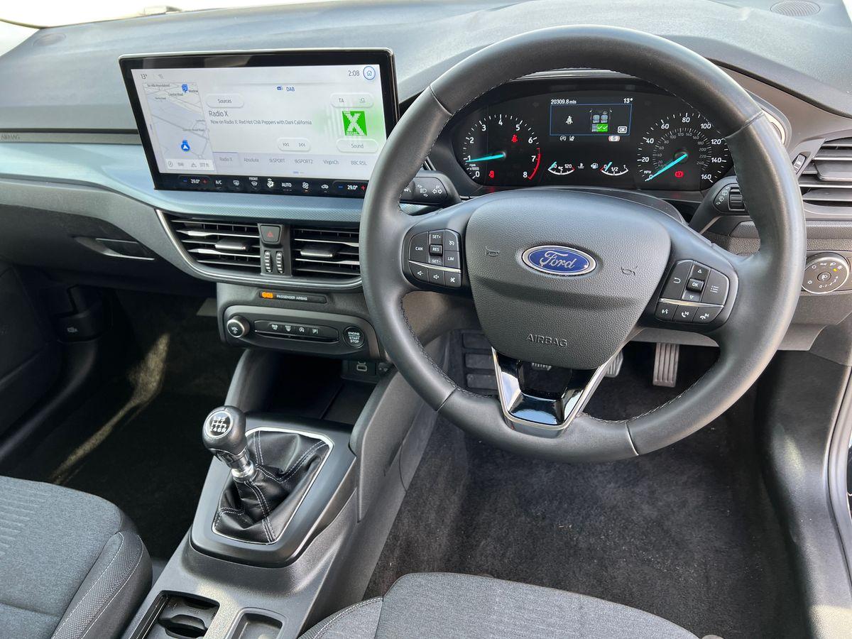 Used Ford Focus 2023 for sale - 76140231: Photo 16
