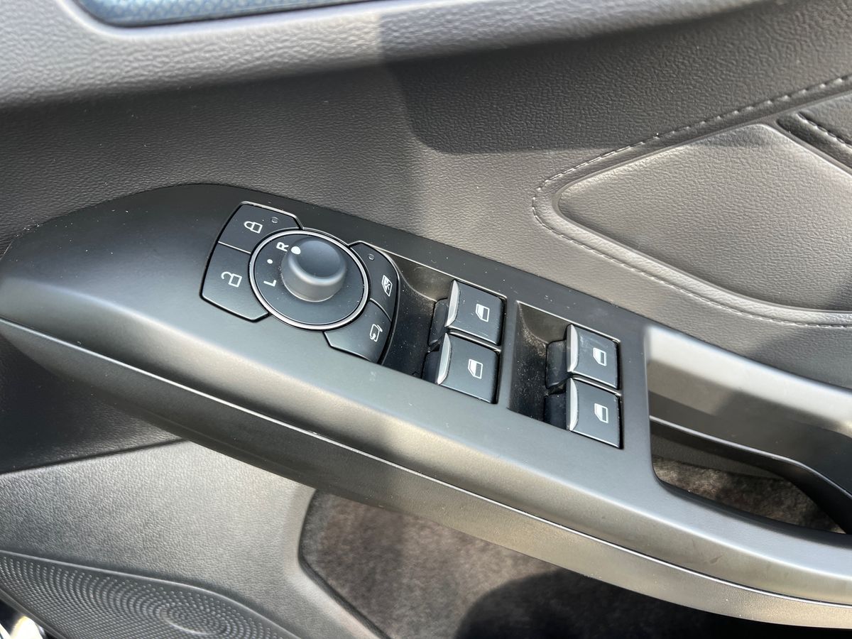 Used Ford Focus 2023 for sale - 76140231: Photo 25