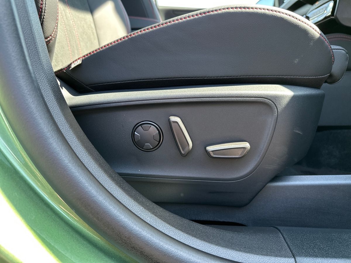 Used Ford Kuga 2025 for sale - 76847074: Photo 30