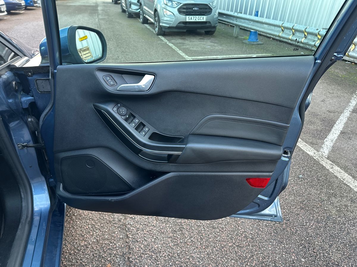 Used Ford Fiesta 2022 for sale - 76901292: Photo 35