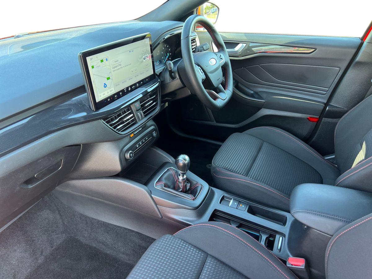 Used Ford Focus 2022 for sale - 76096080: Photo 11