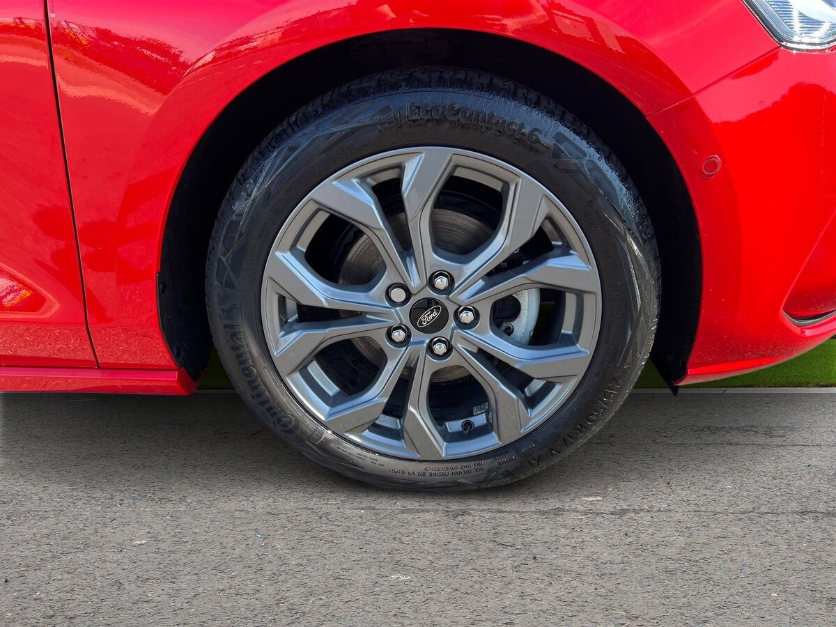 Used Ford Focus 2022 for sale - 76096080: Photo 9